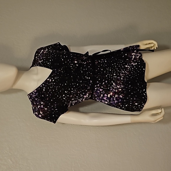 APT 9 Floral Ruffle Surplice Tie Waist Blouse Medium - Picture 2 of 9